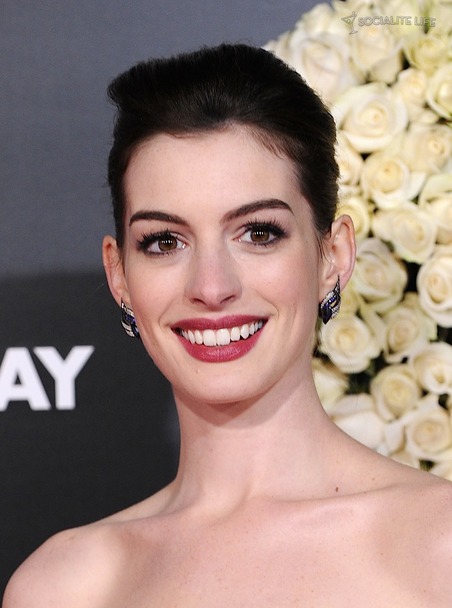 Anne Hathaway.jpg