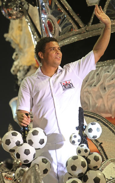 Ronaldo at Carnival in Rio 2010