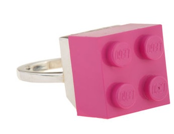 Dee-Rickey-x-M-M-Interchangeable-LEGO-Rings-04.jpg