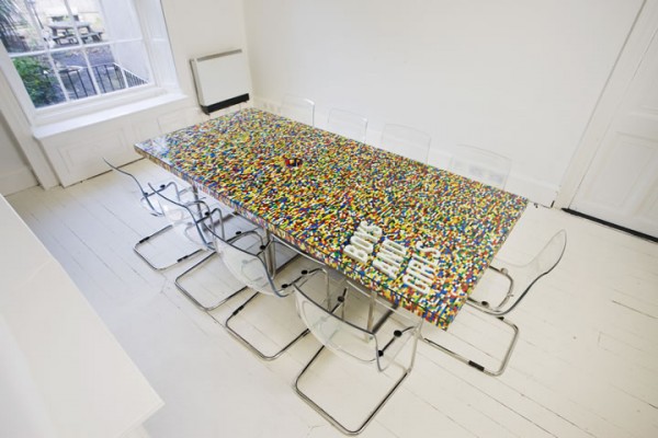 lego-dining-table-600x400.jpg