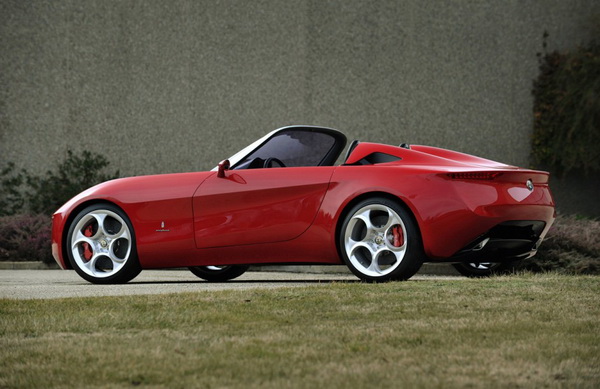 alfa-romeo_pininfarina-2uettottanta-concept-01-944_02.jpg