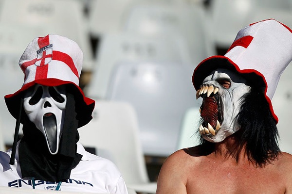 world_cup_2010_england_fans_masquerade2.jpg