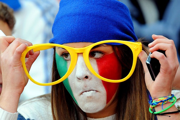 world_cup_2010_italy_fans4.jpg