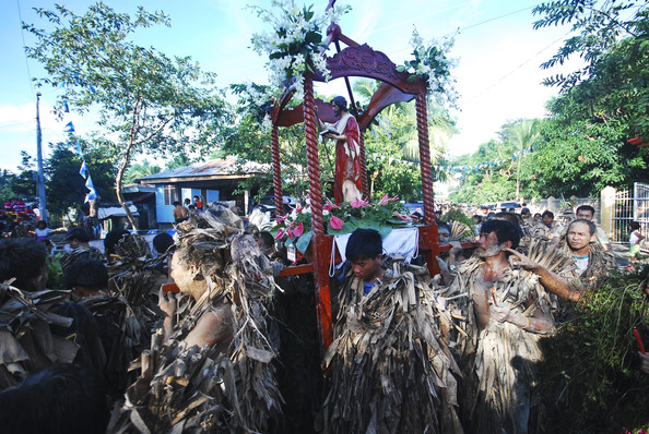 Mud+People+Festival+Celebrated+Philippines+mec5Dj3F5Cdl.jpg