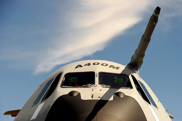 farnborough_air_show_airbus_a400_military_transporter2.jpg