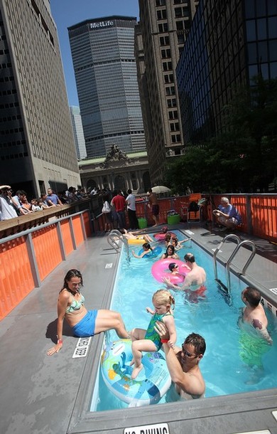 manhattan_new_york_summer_pools05.jpg