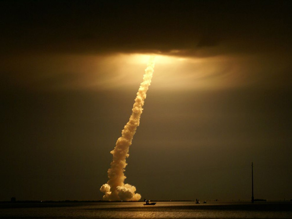 cape-canaveral-shuttle-launch_23920_990x742.jpg