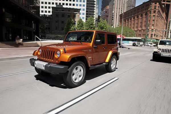 2011_Jeep_Wrangler_06.jpg