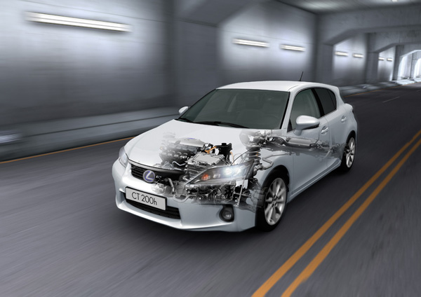 10lexusct200hdam.jpg