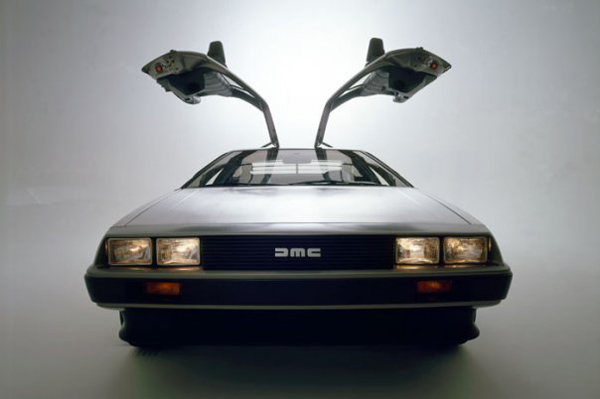 Nike-6_0-DeLorean-Dunk-07.jpg