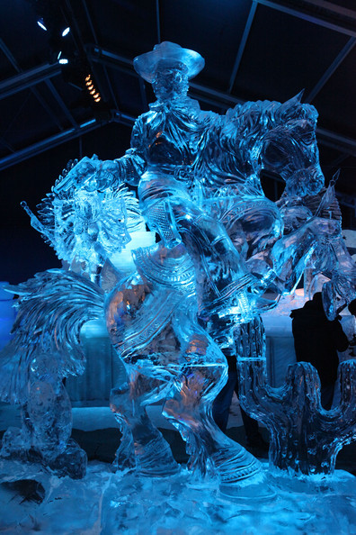 Snow+Ice+Sculpture+Festival+OYz501d5CxDl.jpg