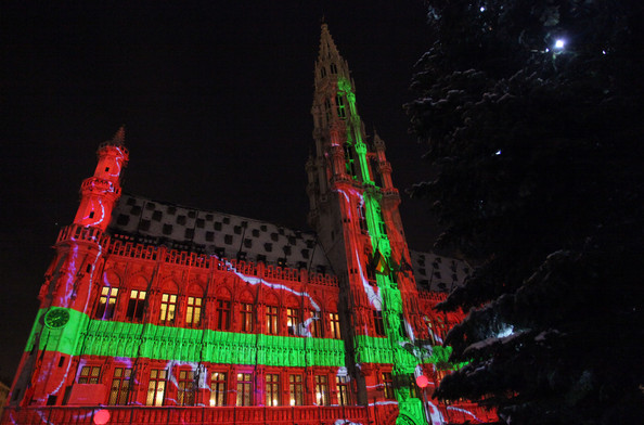 Christmas+Lights+Illuminate+La+Grand+Place+-NjPFdqmN2Nl.jpg