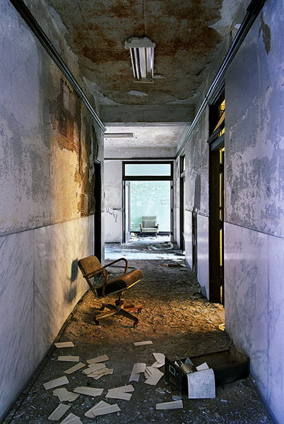 the_ruins_of_detroit-06.jpg