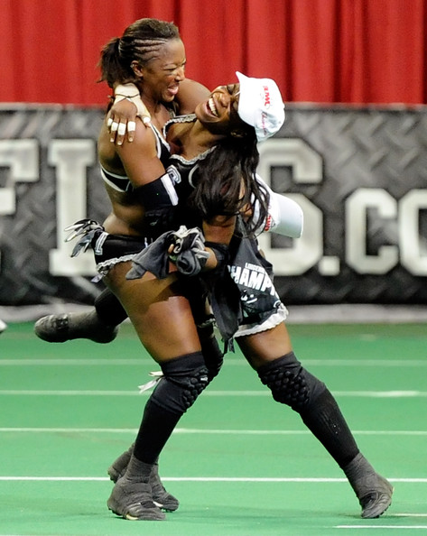 lingerie_bowl_2011_temptation_vs_passion21.jpg