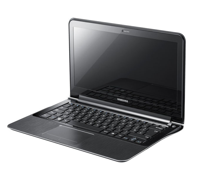 Samsung-9-Series-laptop-05.jpg