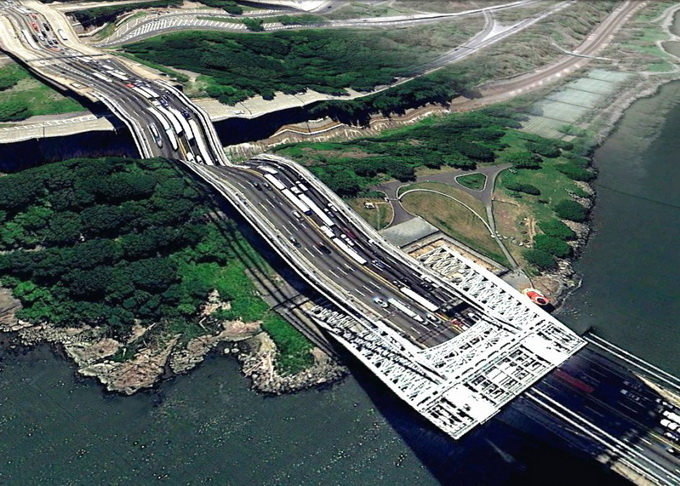 google-earth-bridges_60_bronx3-944x684_.jpg