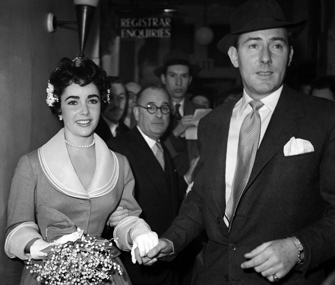 ss-080731-liz-taylor-1952-wedding_ss_full.jpg