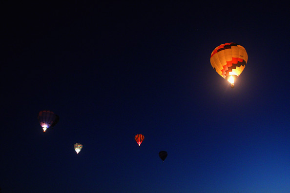 Hot+Air+Balloons+Over+Waikato+YO5GdAUCS_-l.jpg