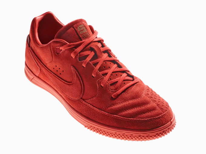 Red_2_NIKE5_Stills 30209c.jpg