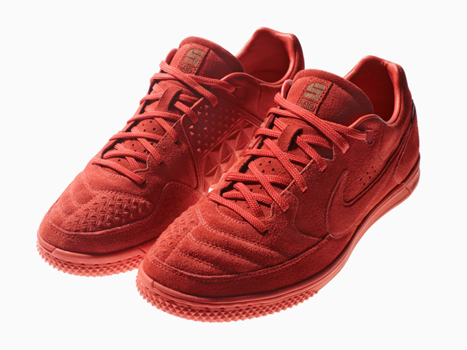 Red_3_NIKE5_Stills 30324c.jpg