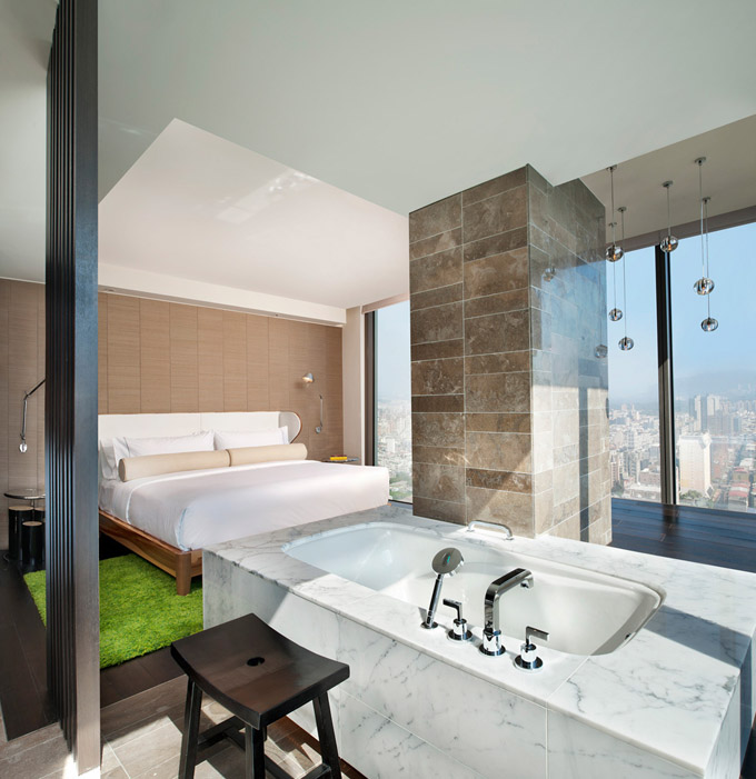 W-Hotel-Taipei-Guestroom07.jpg