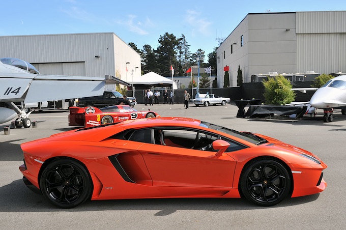 08-lamborghini-aventador-na-debut.jpg