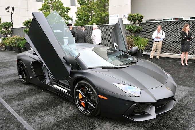 18-lamborghini-aventador-na-debut.jpg