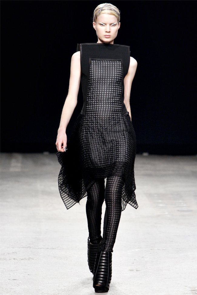 gareth-pugh21.jpg