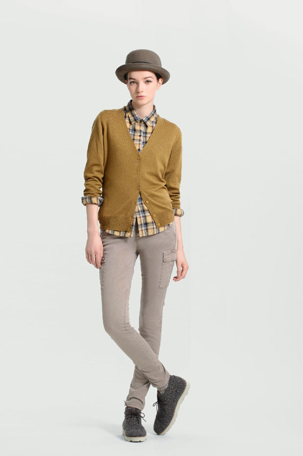 uniqlojautumnwinter2011lookbook1.jpg