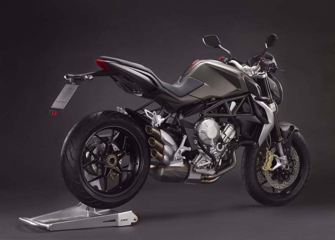 09-2012-mv-agusta-brutale-675.jpg