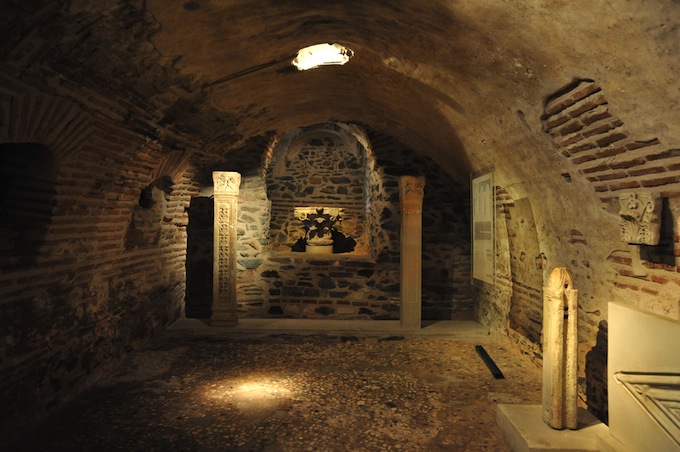 Crypt of Saint Demetrius, Thessaloniki, Greece.jpg