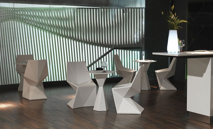 Vertex-Furniture-by-Vondom03.jpg