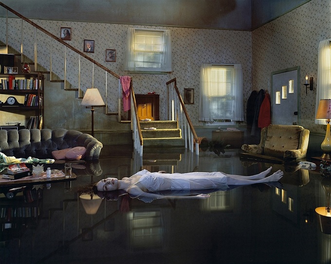 GregoryCrewdson07.jpg