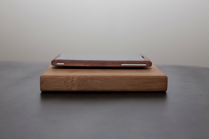 ADZero bamboo smartphone 04.jpg