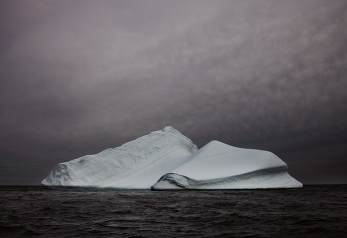 melt-portrait-of-an-iceberg-19_.jpg