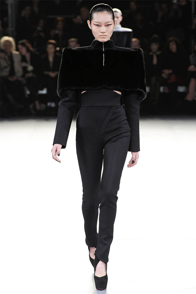 mugler24.jpg