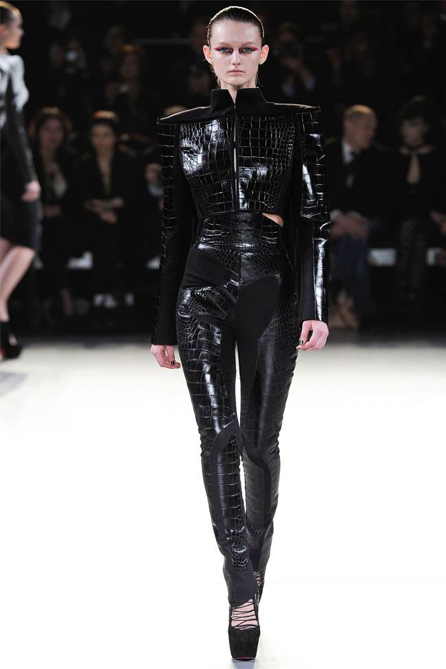 mugler28.jpg