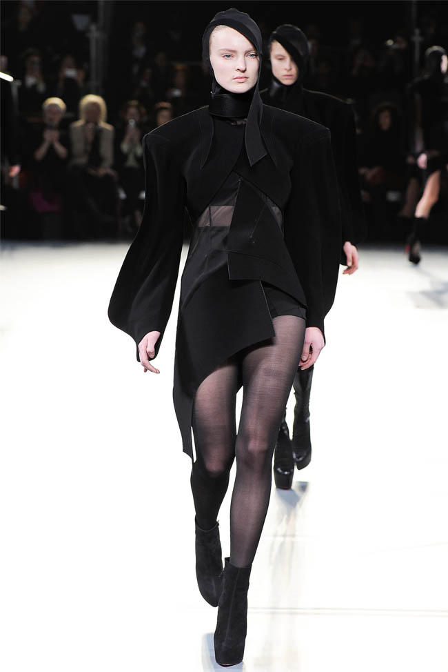 mugler33.jpg