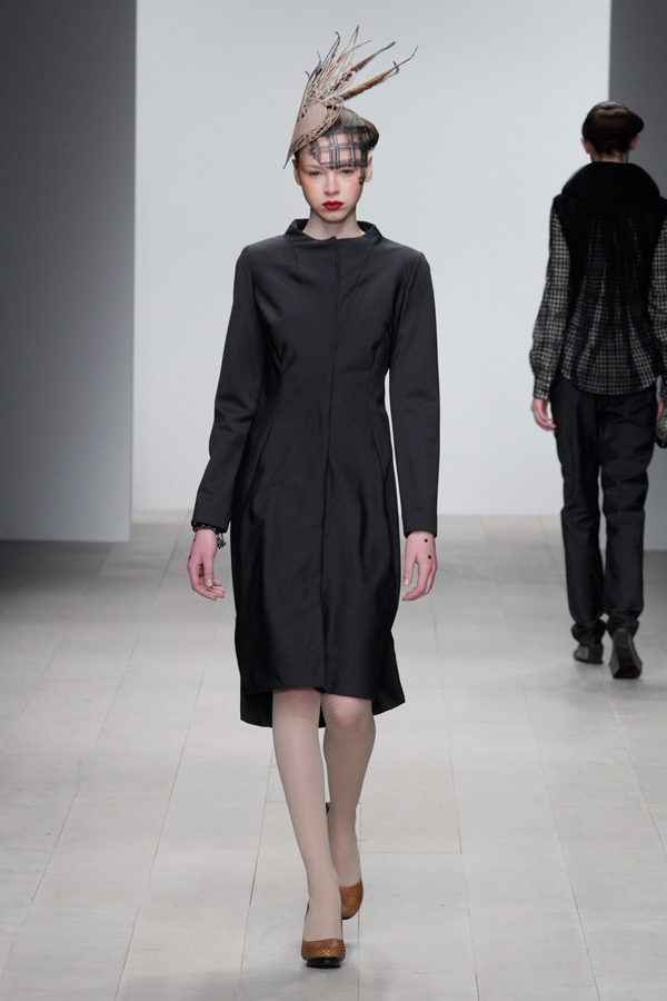 Corrie-Nielsen-Autumn-Winter-2012_13-Womenswear-Collection-13.jpg