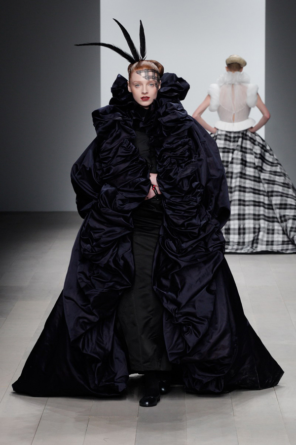 Corrie-Nielsen-Autumn-Winter-2012_13-Womenswear-Collection-37.jpg