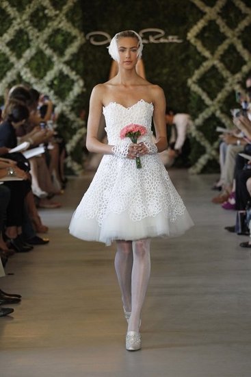 Oscar-de-la-Renta-Bridal-Spring-2013_10.jpg