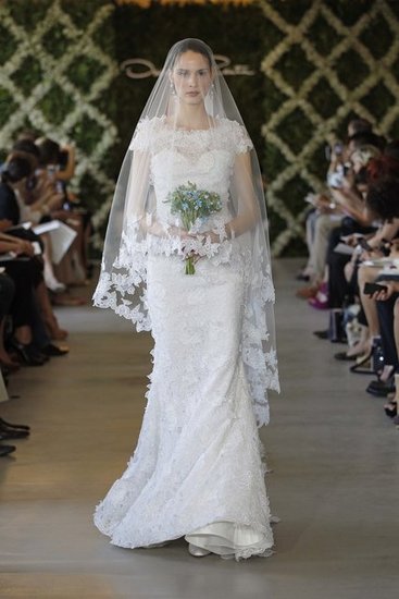 Oscar-de-la-Renta-Bridal-Spring-2013_17.jpg