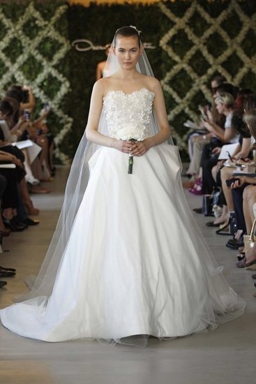 Oscar-de-la-Renta-Bridal-Spring-2013_25.jpg