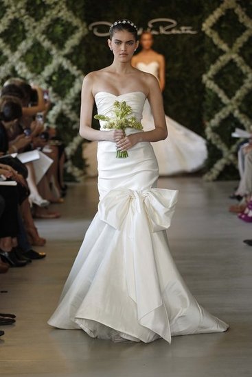 Oscar-de-la-Renta-Bridal-Spring-2013_26.jpg