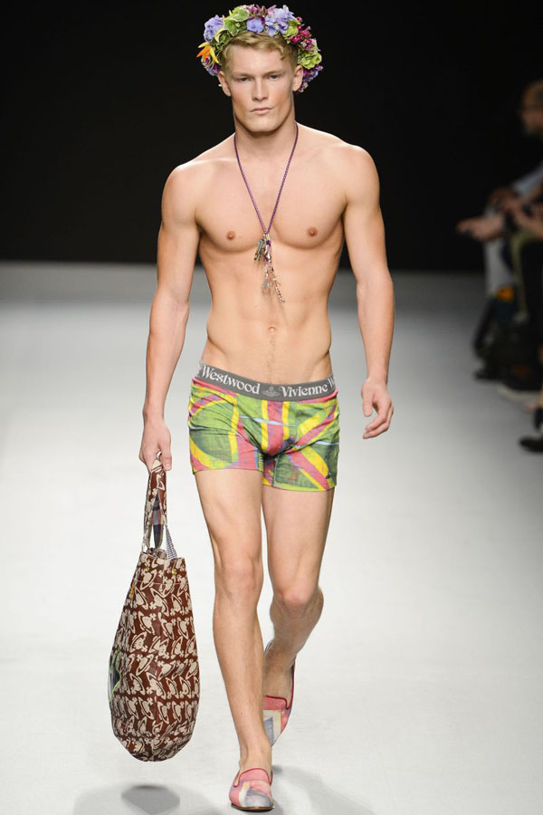 vivienne-westwood-spring-summer-2013-039.jpg