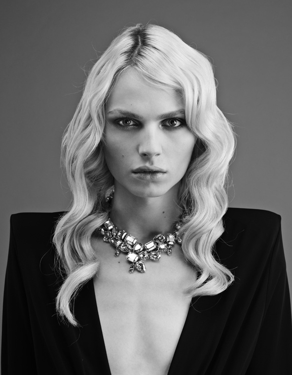 andrej-pejic-vestal-02.jpg