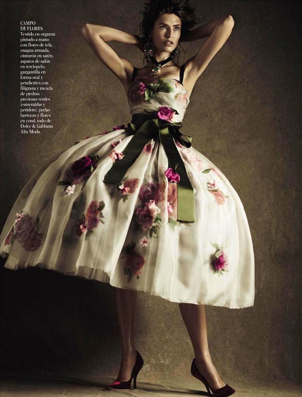 bianca-balti-vogue-spain-october-2012-07.jpg