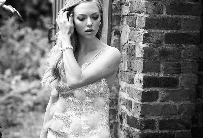 AmandaSeyfriedTheVanityFairUK03.jpg