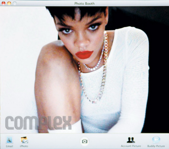 RihannaComplexMagazine14.jpg