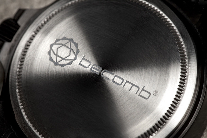 Becomb03.jpg